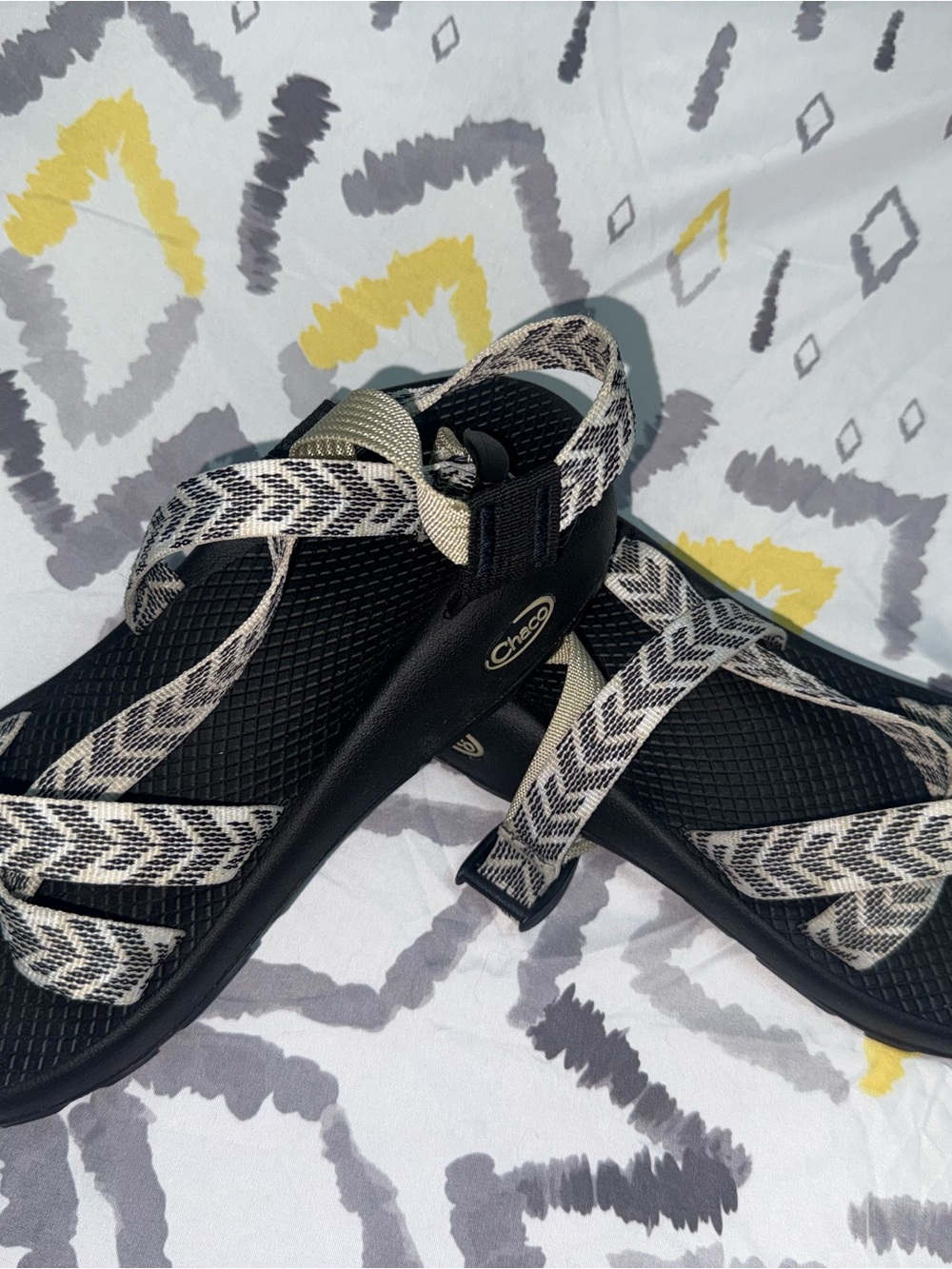 Chaco Women's Black with Cream Patterned Z/Cloud Sandal